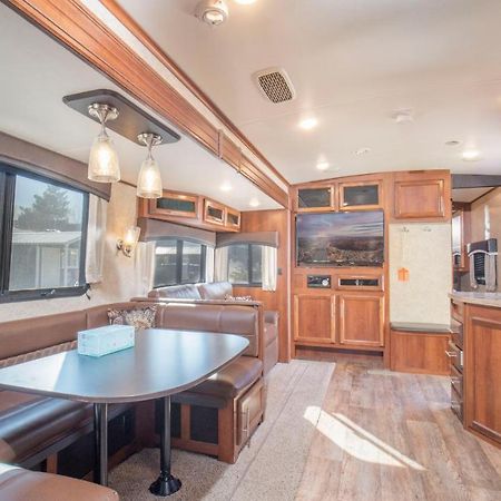 摩押Outdoor Glamping Jayco Rv Ok35公寓 外观 照片