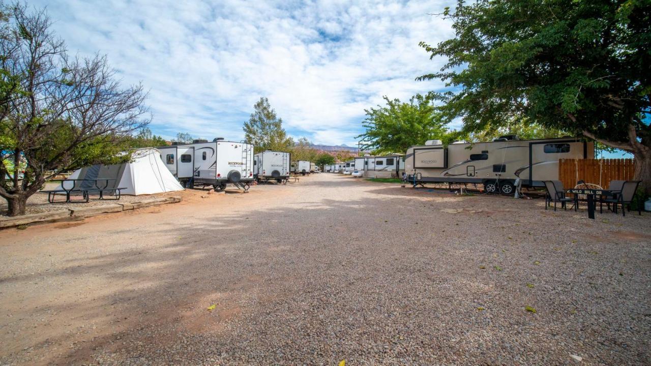 摩押Outdoor Glamping Jayco Rv Ok35公寓 外观 照片