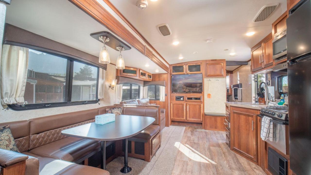 摩押Outdoor Glamping Jayco Rv Ok35公寓 外观 照片
